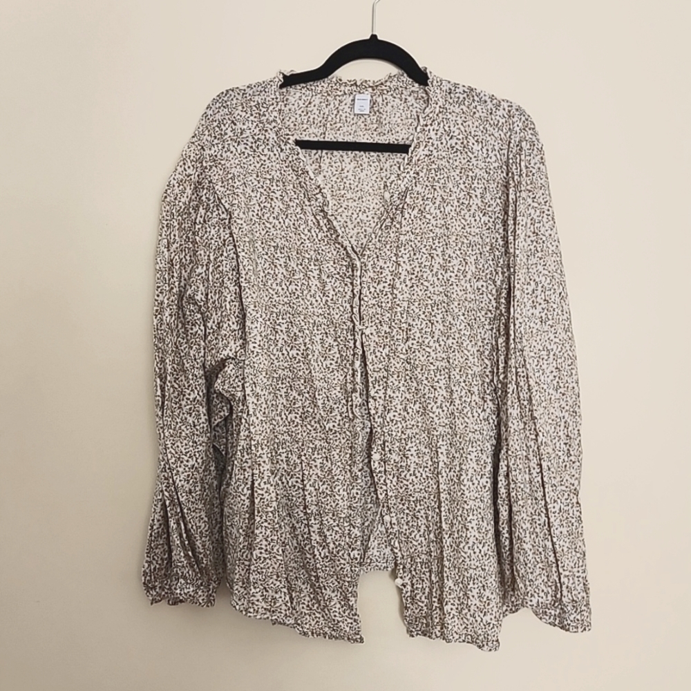 Old Navy floral blouse